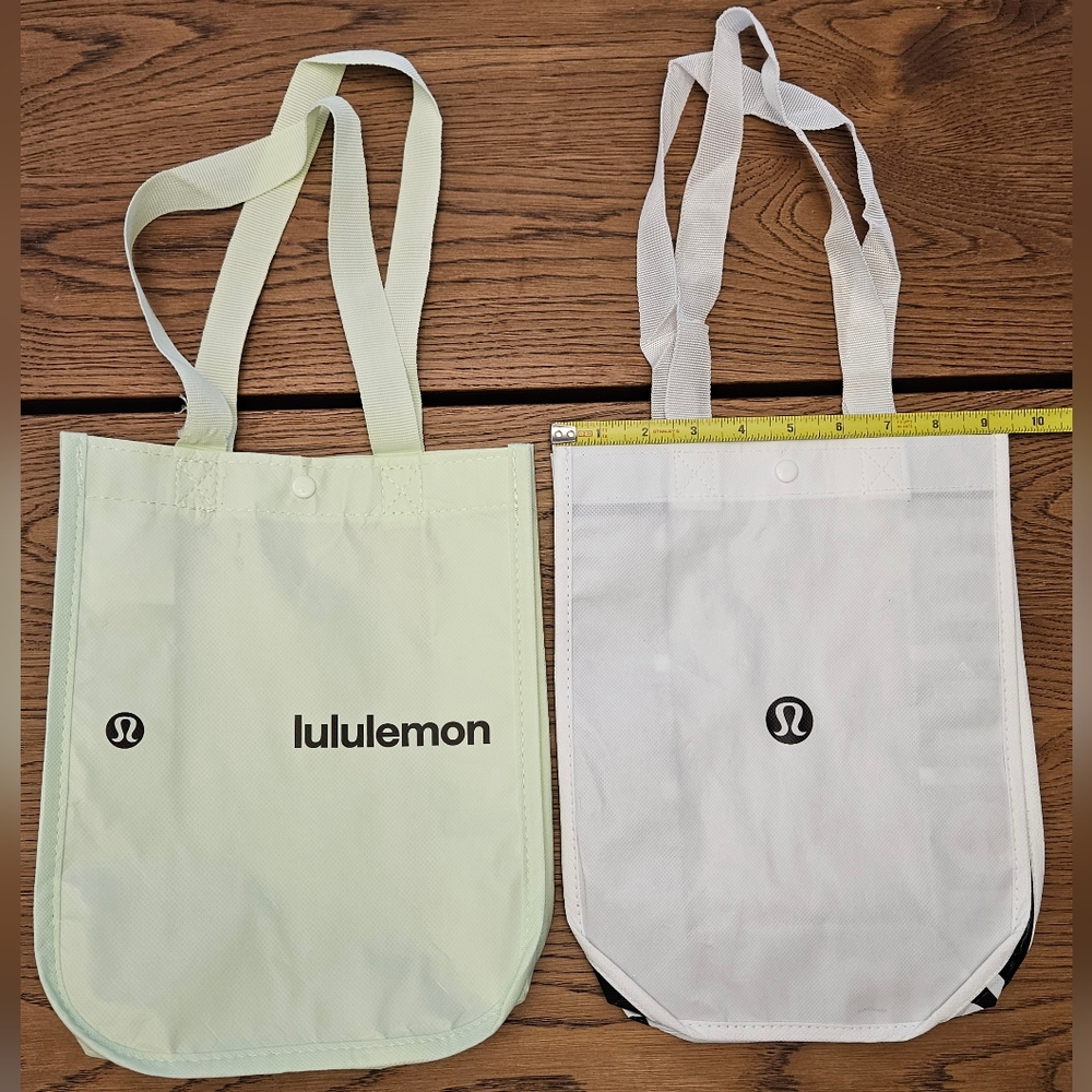 Lylulemon athletica Mint Green/Volt and White Tote Bags